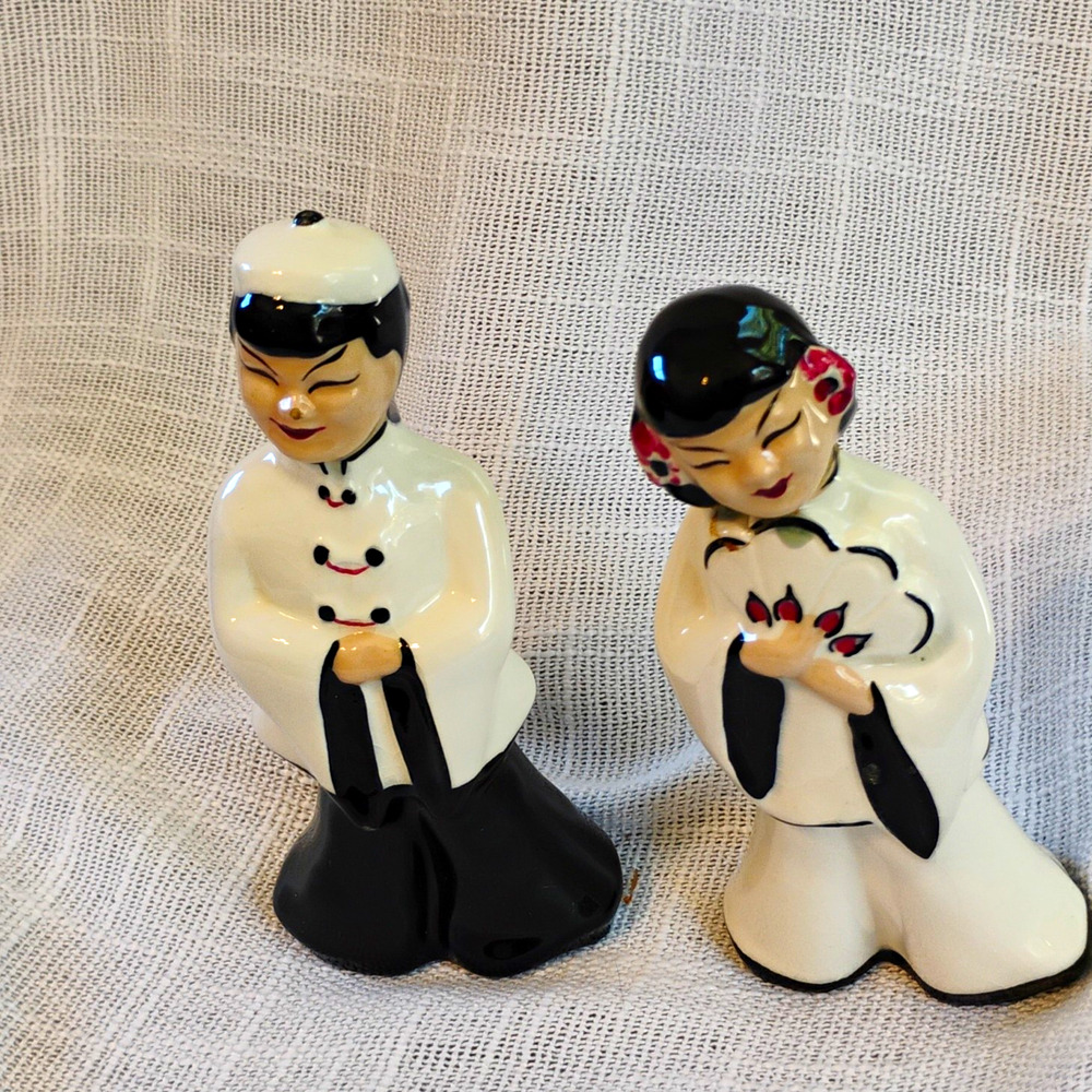 Ceramic Novelty Figural Couple Salt & Pepper Shakers Set, Black White Red